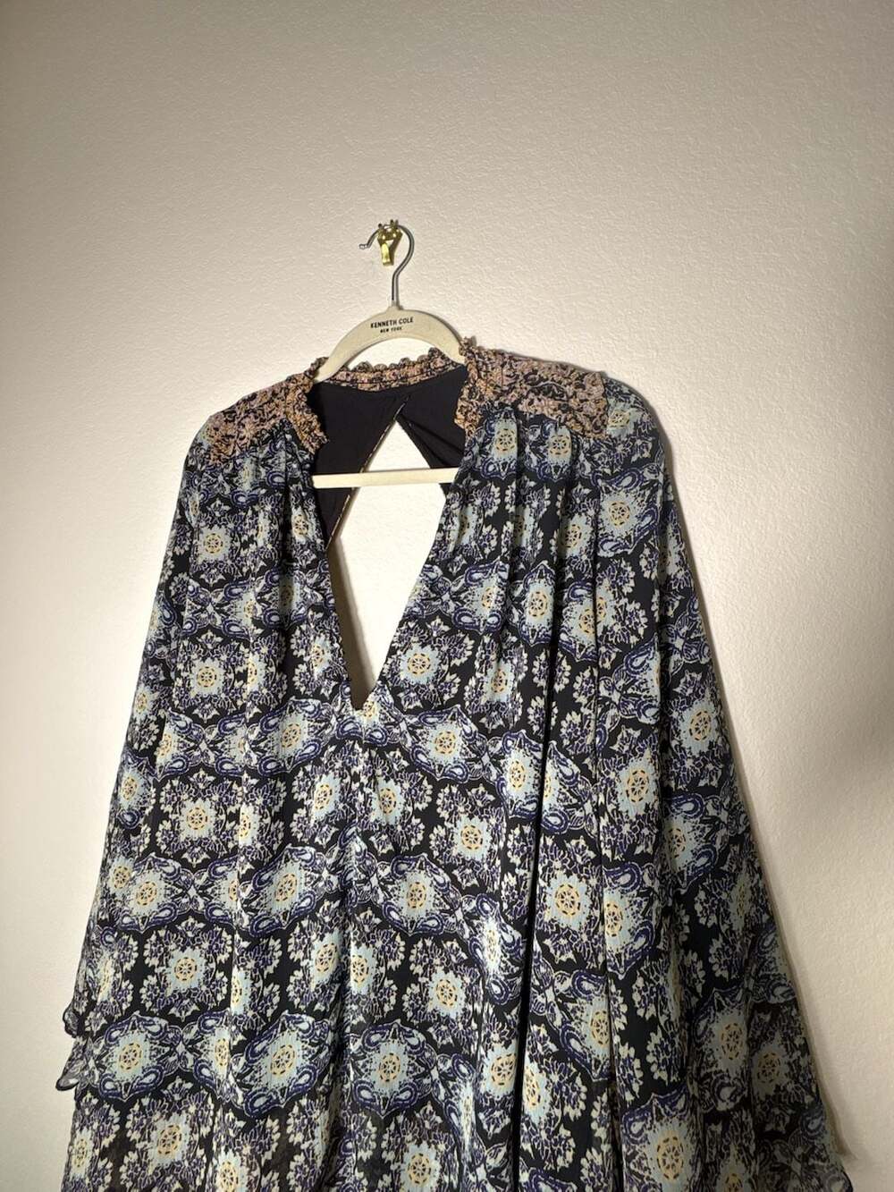 Free People - Picture 2 of 11
